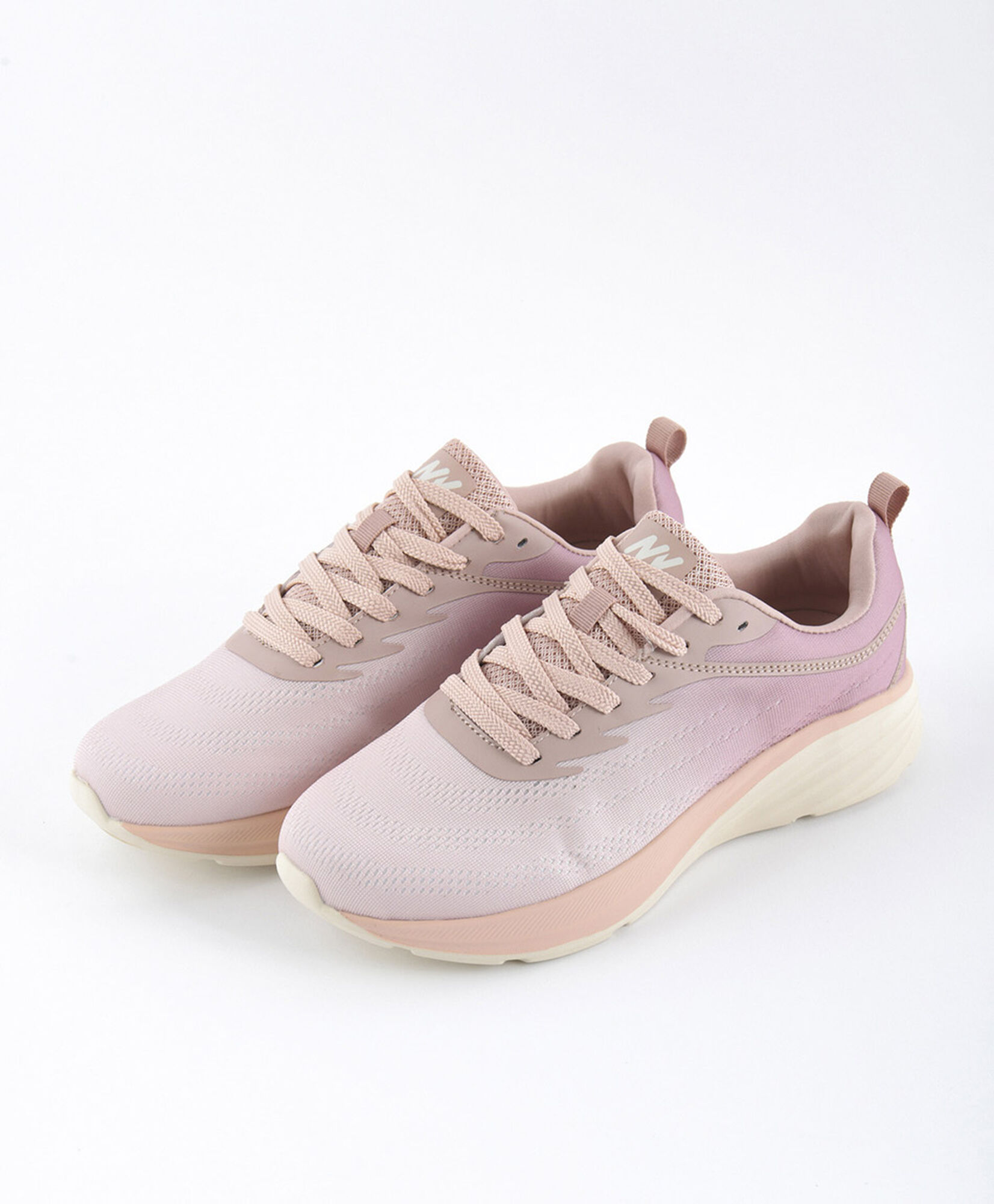 Zapatilla deportiva mujer rosada 