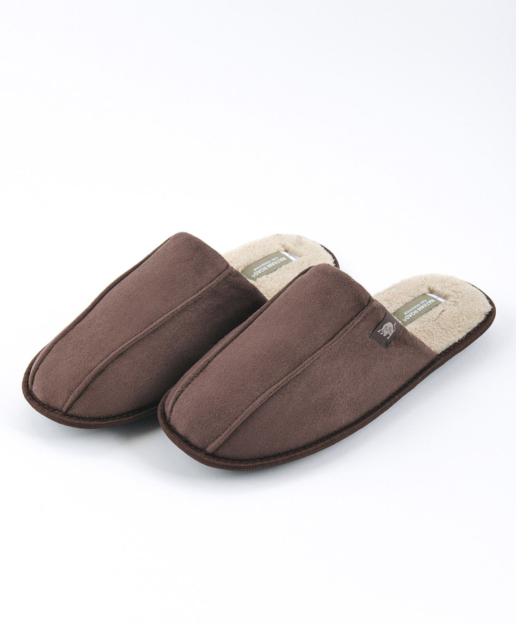 Pantufla hombre l&iacute;nea caf&eacute; 