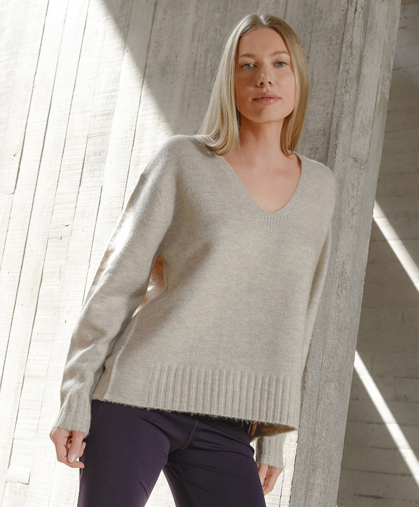 Sweater mujer cuello en v 1 Sweater mujer cuello en v